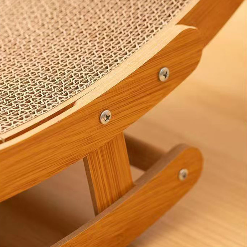 Kattenbed van hout met vervangbaar krabkarton — schommelende krab- en rustplek
