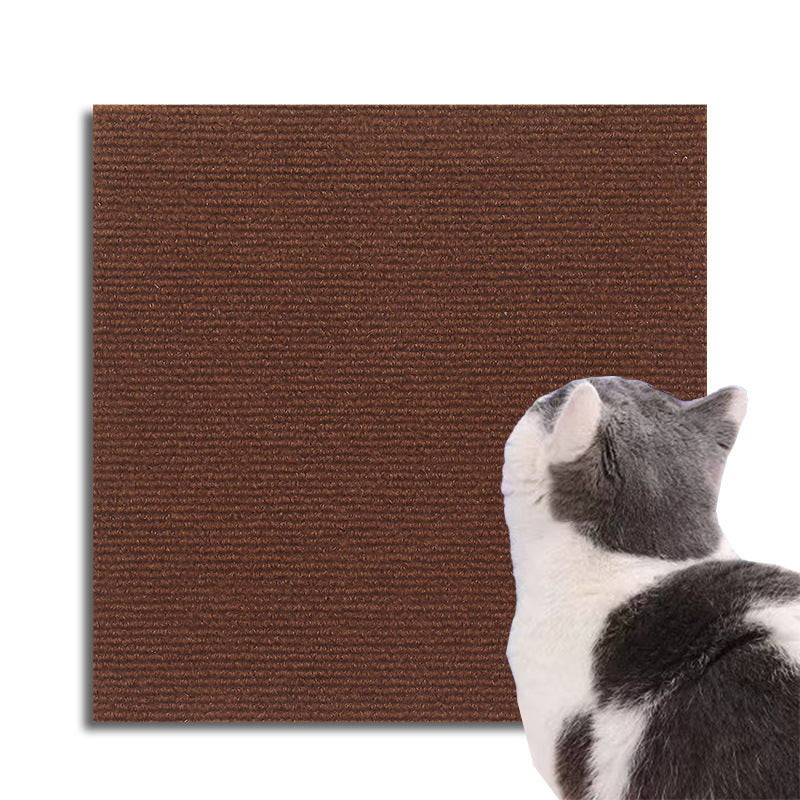 ScratchShield krabmat donkergrijs op leren fauteuil