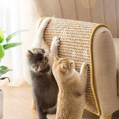 Sisal krabmat voor katten — bovenaanzicht van naturel sisalmat op houten frame