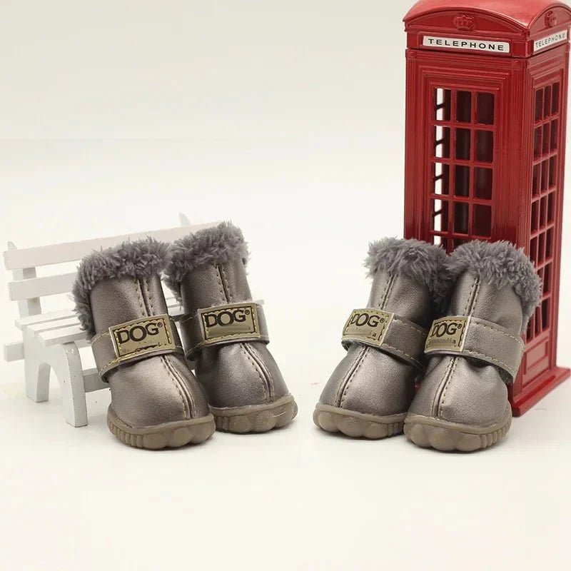 Hondenschoenen fleecevoering — warme binnenkant close-up